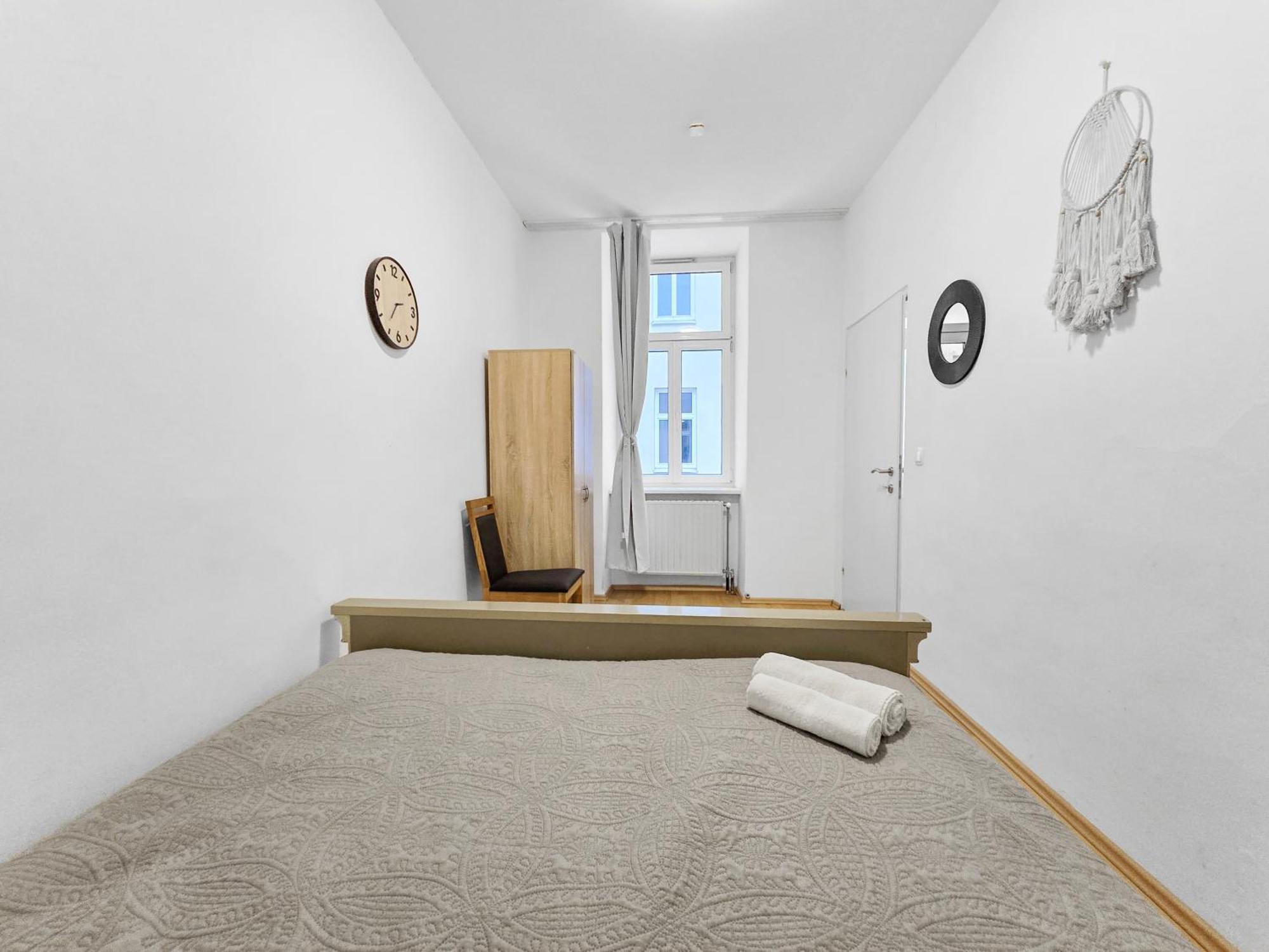 Apartment Three King-size Beds, Three Bedrooms Vienna